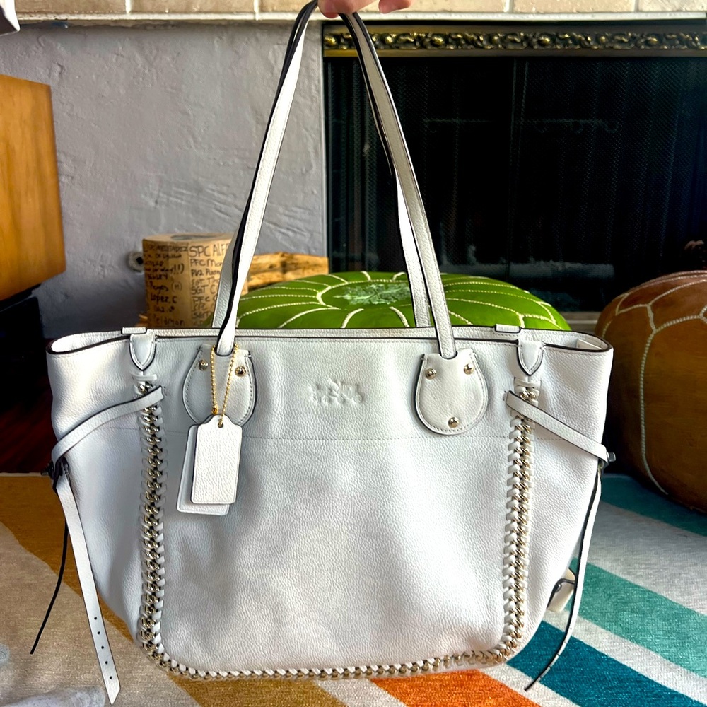 Coach 1941 Whiplash Tatum Leather Chalk White And Gold Rivets Shoulder Tote Bag